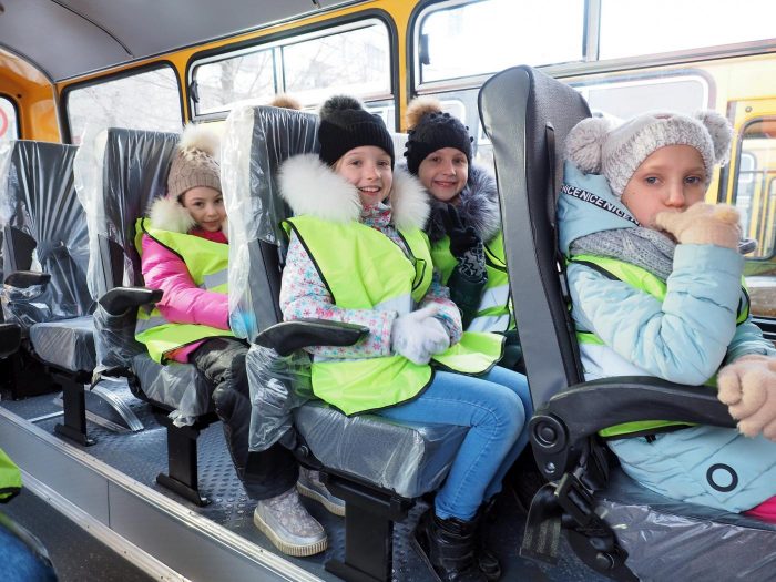 Почему ребенок должен сидеть в общественном транспорте – 7 аргументов “ЗА”