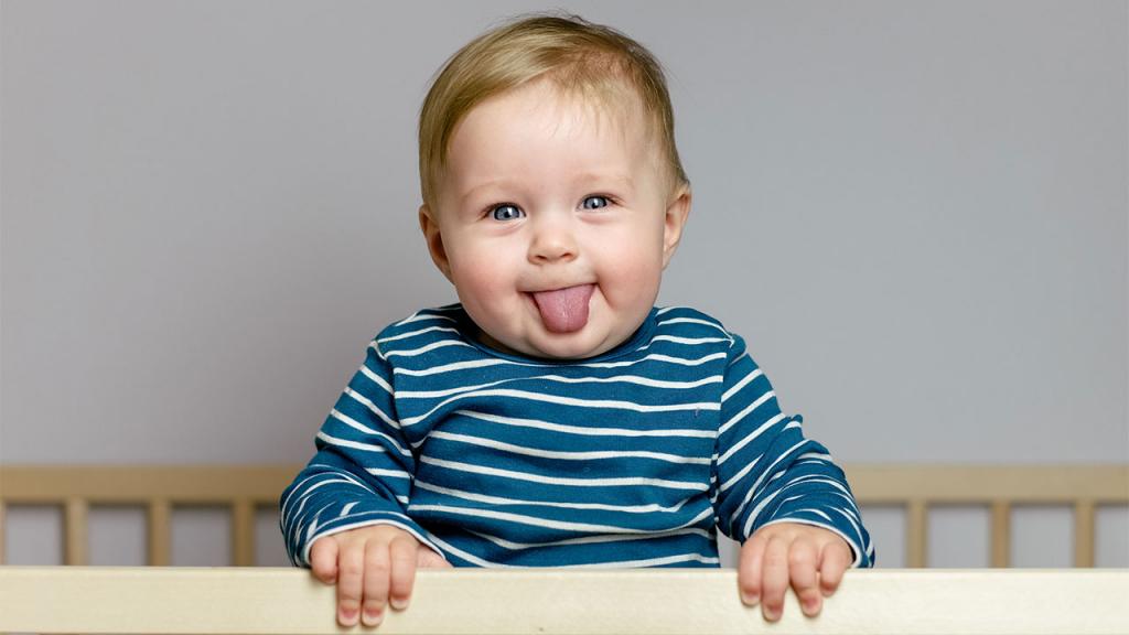 Ребенок не сидит в 9 месяцев