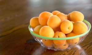 С какого возраста ребёнку можно давать абрикосы?