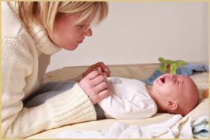 Ребенок в 6 месяцев плохо спит ночью: причины и решения