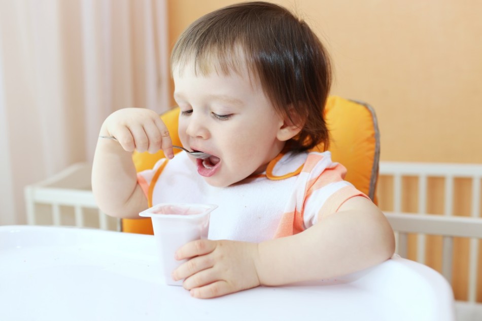 Что ребенок должен уметь в год