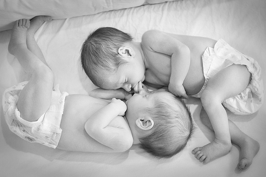 Как зачать двойню и попытаться повлиять на пол малышей. Естественные и искусственные способы