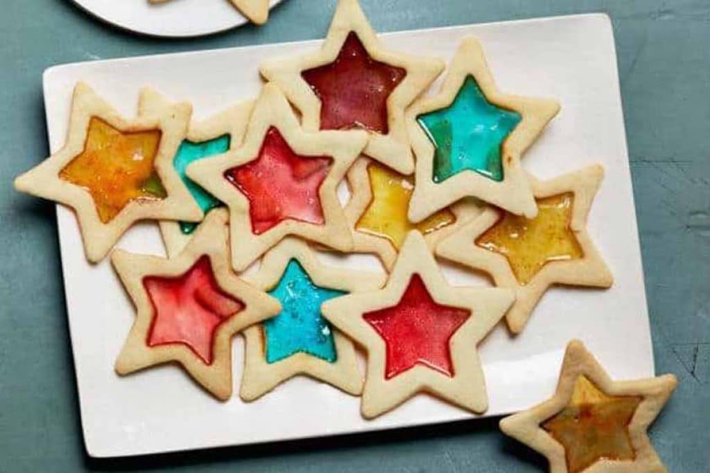 Что подарить на Новый год бабушкам и дедушкам: 6 интересных идей