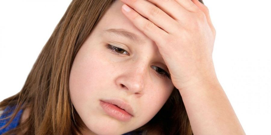 Рвота и головная боль у ребенка — как помочь новорождённому