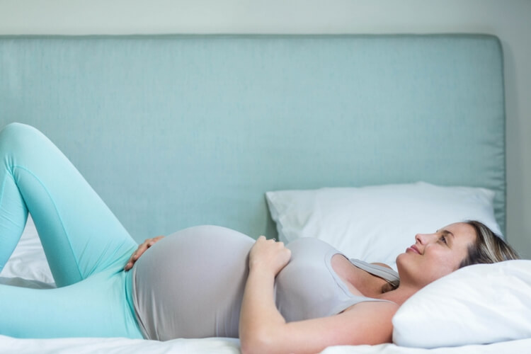 «часики-то тикают!» 5 мифов о рождении детей, здоровье и «материнском инстинкте»
