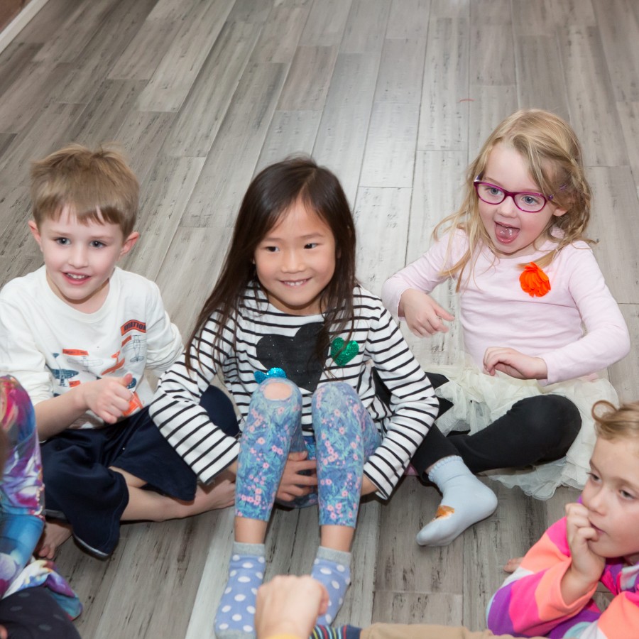 Во что поиграть с ребенком в поликлинике когда очередь