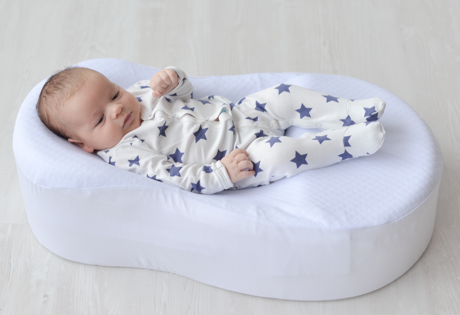 Плоский затылок у грудничка — как исправить