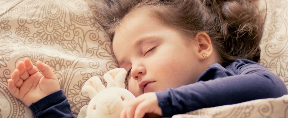 Как разбудить ребенка утром в детский сад без слез, мучений и капризов