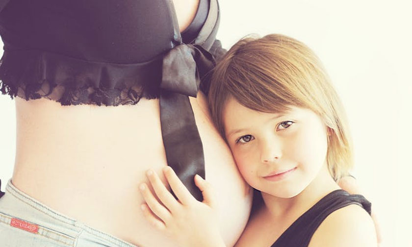 8 тем, которые любят обсуждать беременные