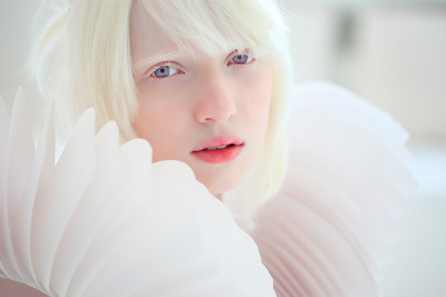 Почему у новорожденных меняется цвет глаз