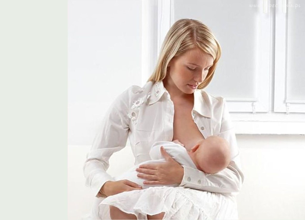 Ребенок теребит грудь | уроки для мам