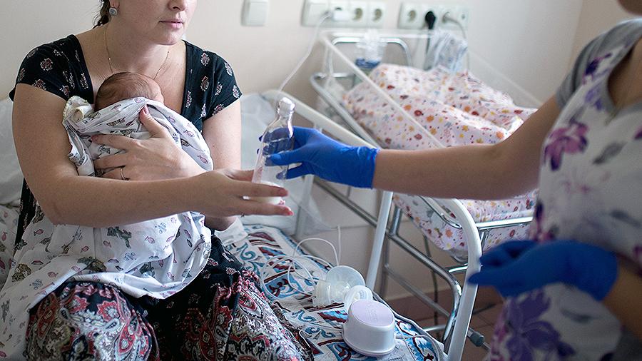 Коронавирус и кормление грудью: как быть?