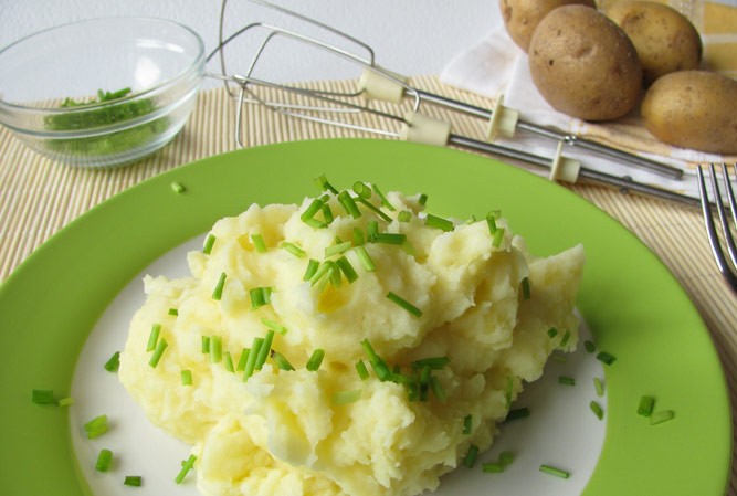 Картофель в прикорме грудничка: когда и как вводить?