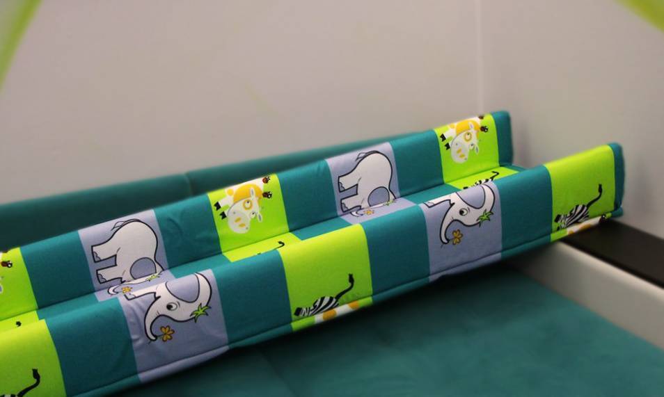 Видео-консультация врача-педиатра: Почему ребёнок не ползает