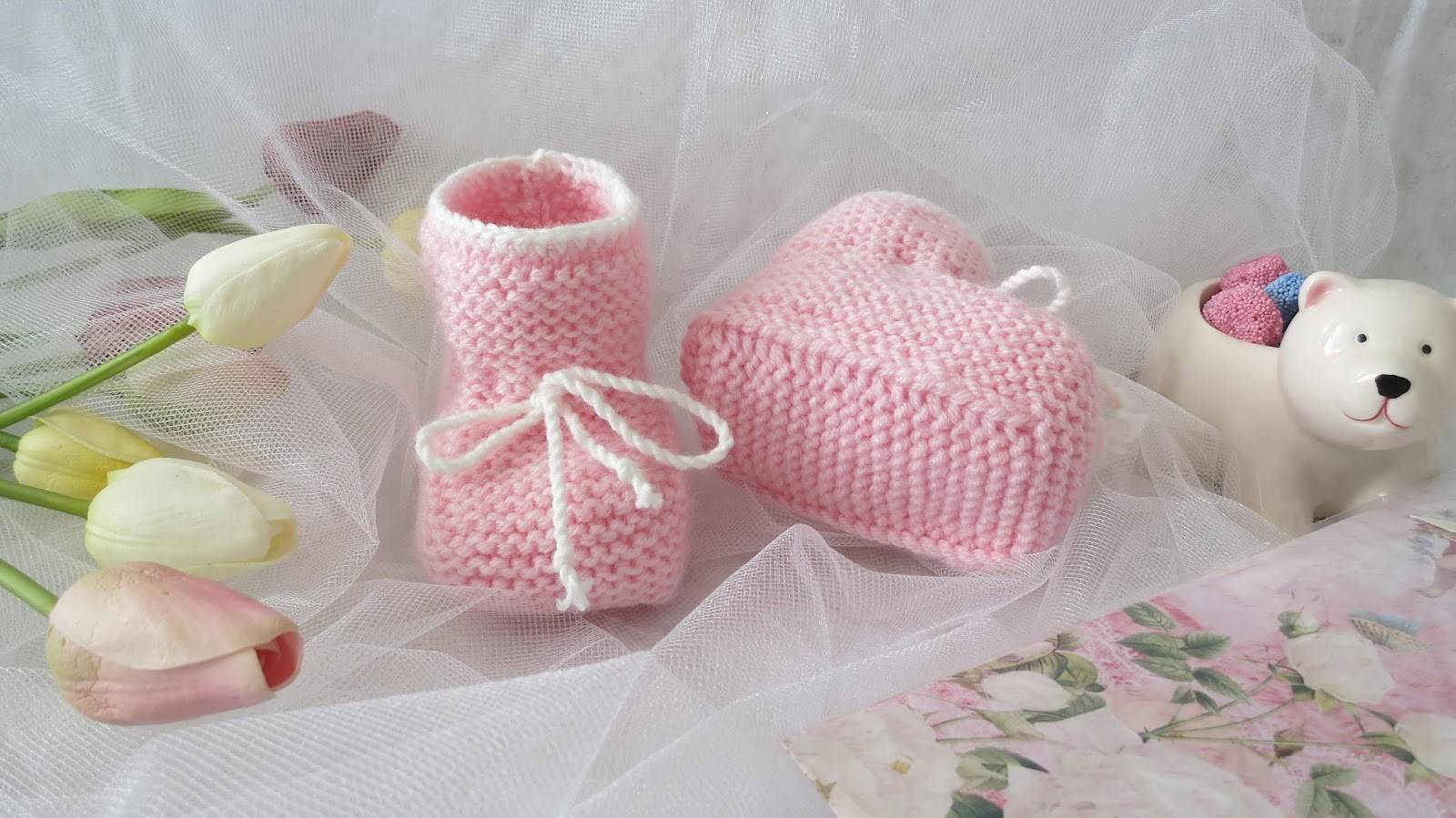 Пинетки на новорожденных для мальчика и девочки: схемы и описание