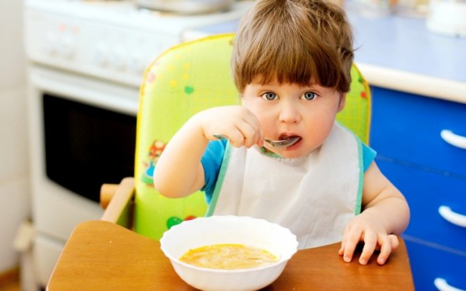 Когда вводить гороховый суп в меню ребенка