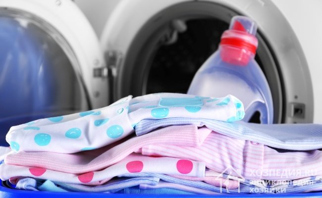 Как и чем стирать вещи для новорожденного ребенка