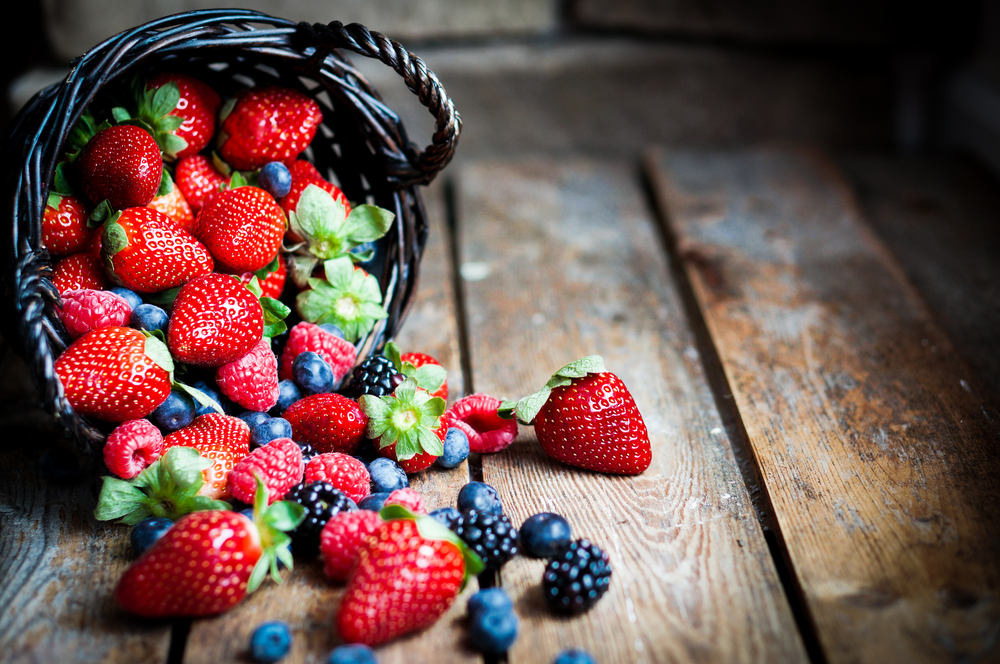 10 фруктов, которые полезны в зимнее время года для детей и будущих мам