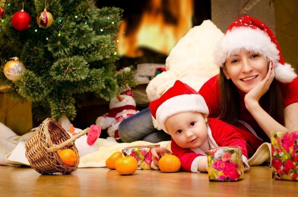 Eлка в доме, где есть маленький ребенок