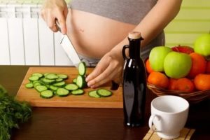 Польза и противопоказания огурцов при беременности