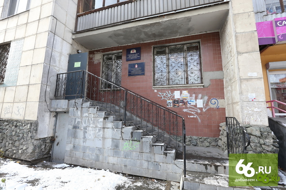 Ребенок подрос: куда девать ненужную детскую одежду?