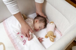 Почему ребенок всхлипывает во сне — причины