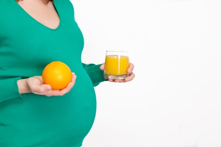 Можно ли беременным апельсины и свежевыжатый сок: показания и ограничения на ранних и поздних сроках | konstruktor-diety.ru