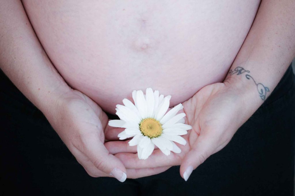 О применении ромашки при беременности рассказала врач-акушер-гинеколог надежда аверьянова будущим матерям - бу «яльчикская црб» минздрава чувашии