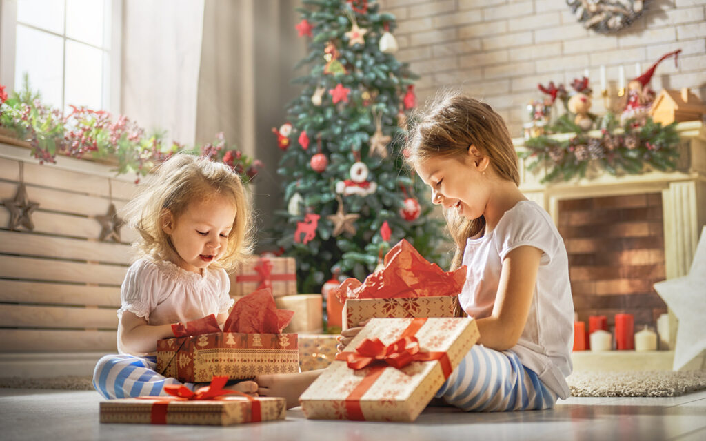 Что подарить ребенку 1 годик на новый год - 60+ идей новогодних подарков для мальчика и девочки 1 год