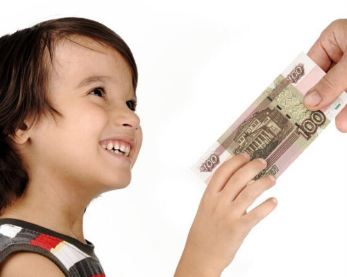 Когда начинать говорить с детьми о деньгах? | moneypapa