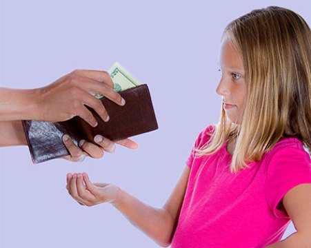 Как давать деньги детям?
