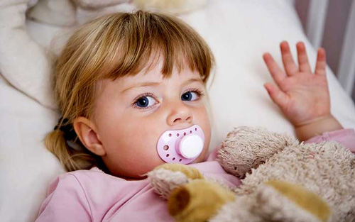 Как отучить ребенка спать с соской — рекомендации