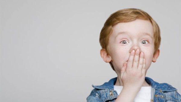 Детская ложь: почему ребенок врет и как научить его говорить правду