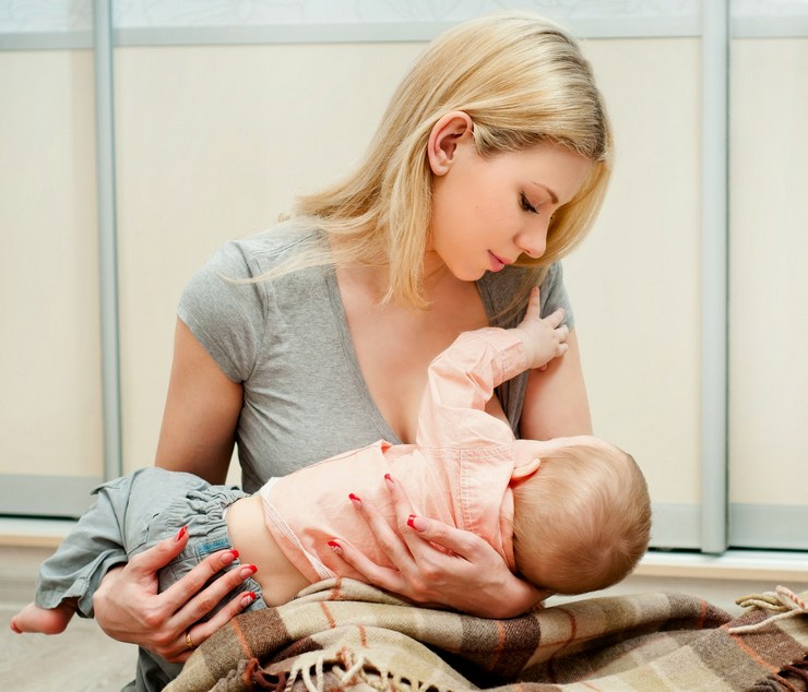 Работающая мама и грудное вскармливание: полезные советы
