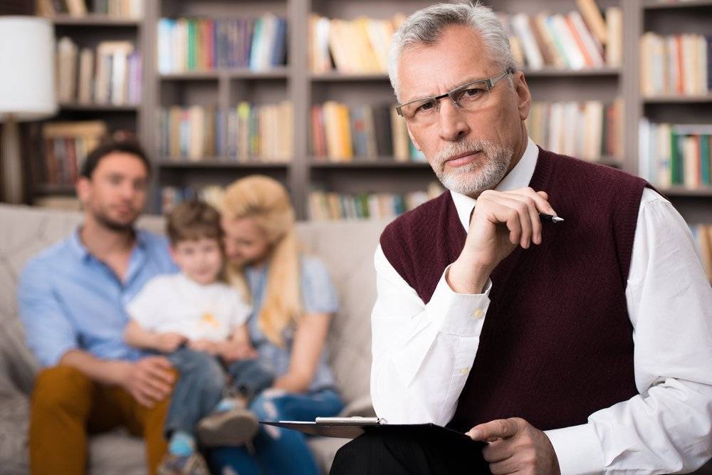 Как быстро отучить ребенка грызть ногти? Психолог Марина Романенко