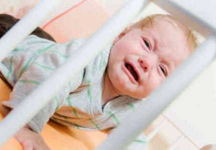 Почему ребенок 2 месяца постоянно плачет