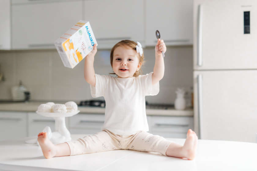 Почему новорожденный ребенок срыгивает все, что съел