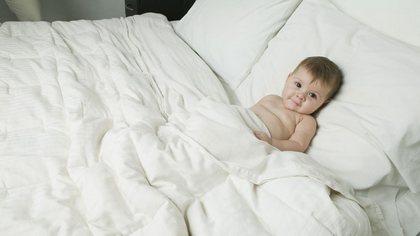 Спать с ребенком – вместе или врозь: плюсы, минусы, советы