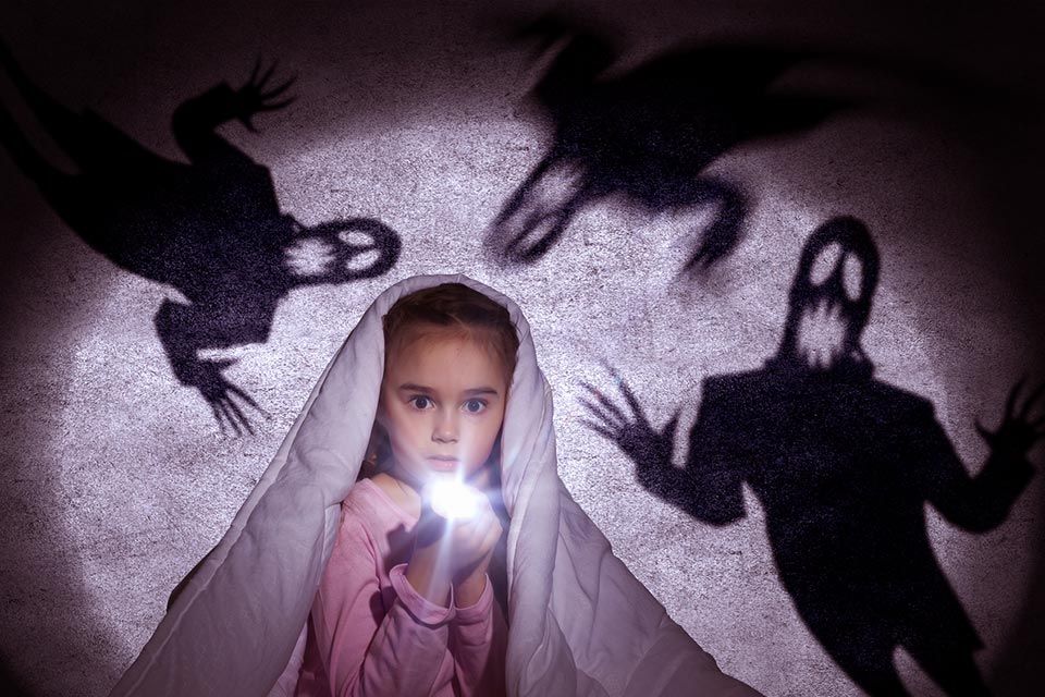 Несут ли в себе угрозу ночные страхи для ребенка