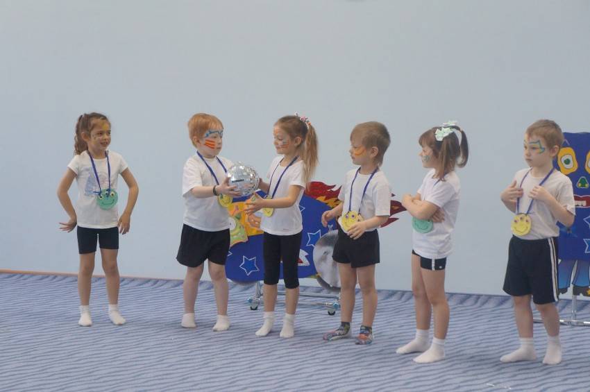 Зарядка для малышей с первых дней жизни