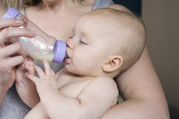 Сколько давать воды новорожденному на искусственном вскармливании