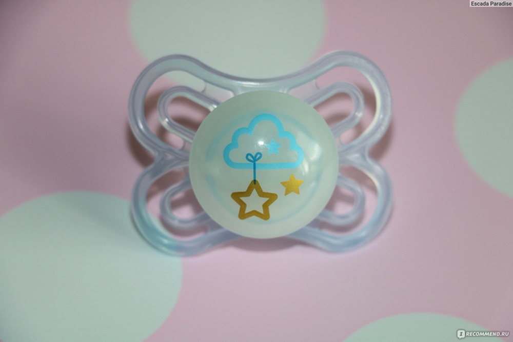 Можно ли давать соску при грудном вскармливании?