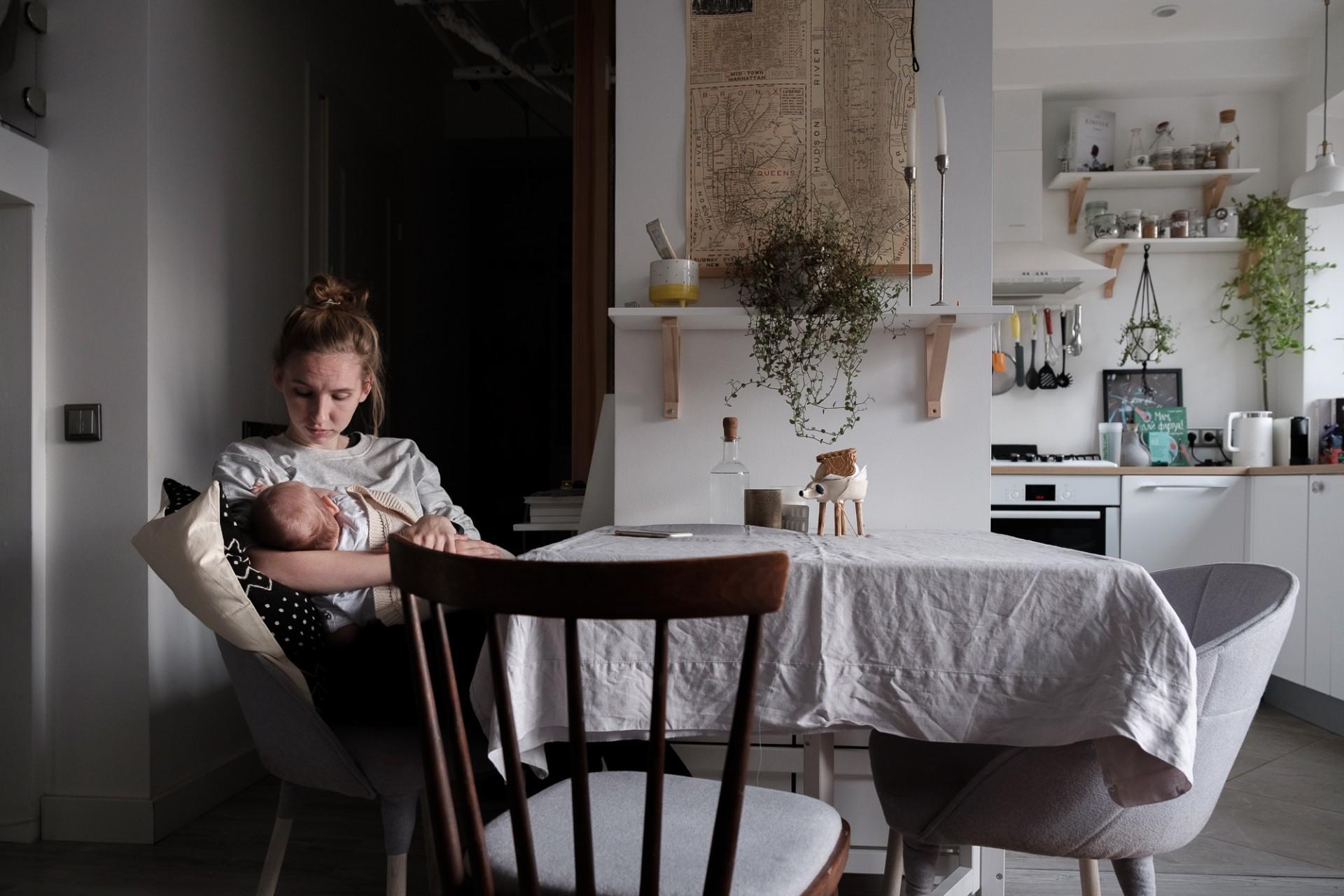 Кто поможет работающей маме?