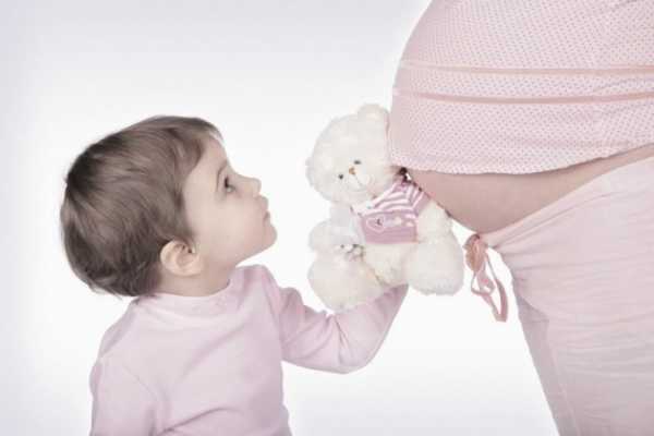 4 способа общаться с ребёнком во время беременности