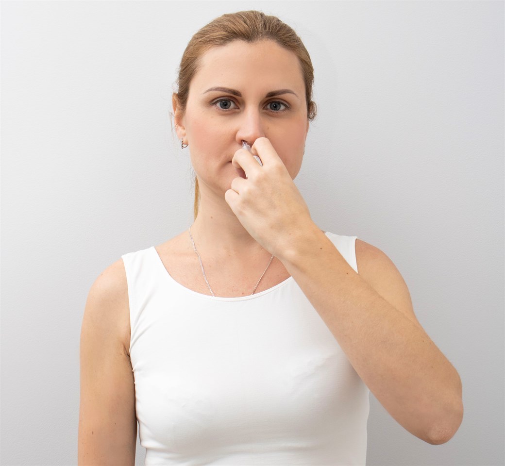 Отсасыватель соплей для новорожденных — как убрать сопли у грудничков