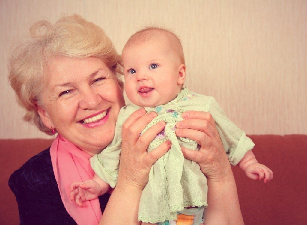 Младенец и бабушки: конфликты поколений. наш ребенок.