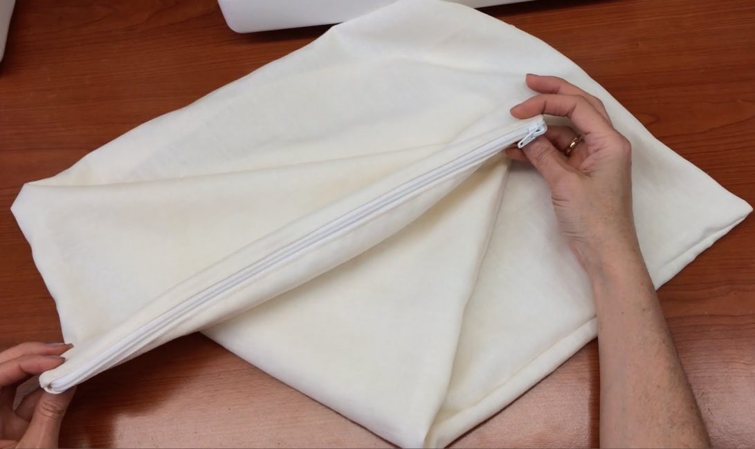 Постельное белье для новорожденных в кроватку