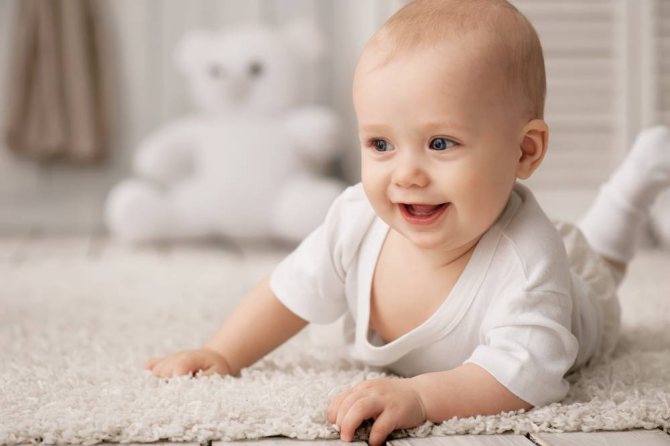 Режим дня ребенка в 5 месяцев — сон, кормление, прогулки, игры и развитие
