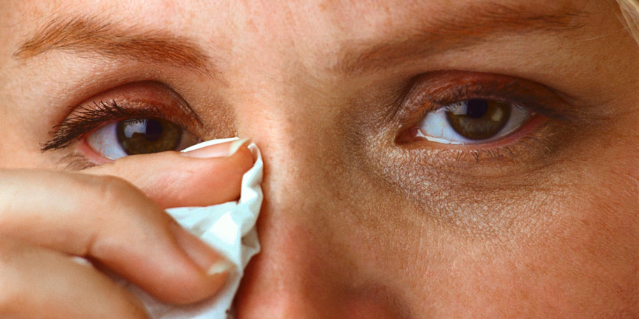 Зондирование слезного канала у новорожденных