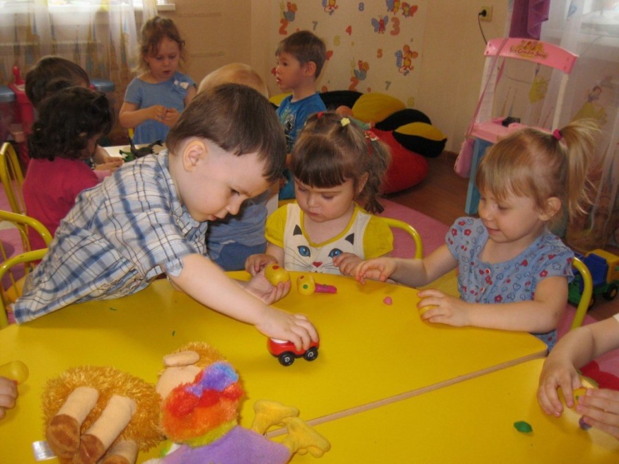 Игры с ребенком с 10 месяцев